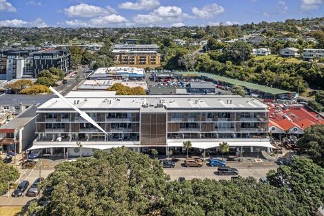 Photo of property in Ocean Breeze Apts, 7107/87 Clyde Road, Browns Bay, Auckland, 0630