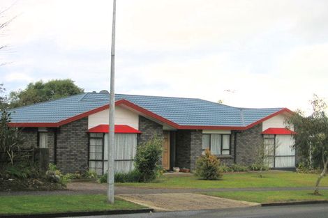 Photo of property in 24 Dixon Road, Fitzroy, Hamilton, 3206