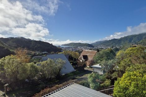 Photo of property in 12 Webster Place, Picton, 7220