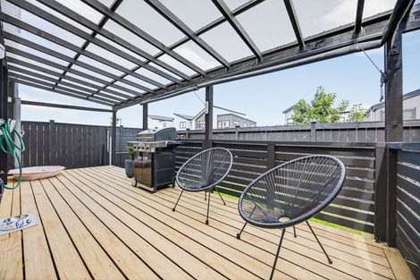 Photo of property in 117 Waekahu Road, Westgate, Auckland, 0814