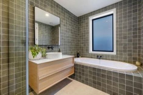 Photo of property in 52 Spur Ridge Rise, Jacks Point, 9371