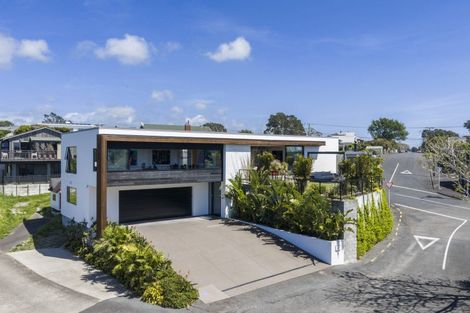 Photo of property in 5 Barrett Road, Spotswood, New Plymouth, 4310
