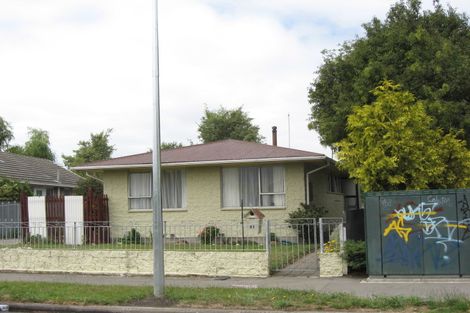 Photo of property in 61 Arran Crescent, Woolston, Christchurch, 8062