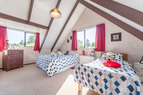 Photo of property in 216 Talbot Street, Geraldine, 7930