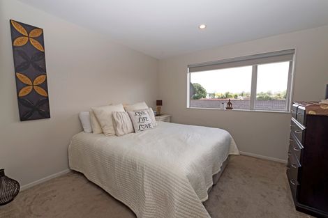 Photo of property in 15/45a Swanson Road, Henderson, Auckland, 0610