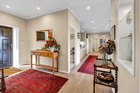 Photo of property in 15 Anderson Way, Highlands Park, New Plymouth, 4312