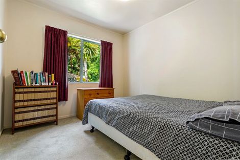 Photo of property in 3/14 Sungrove Rise, Sunnyvale, Auckland, 0612