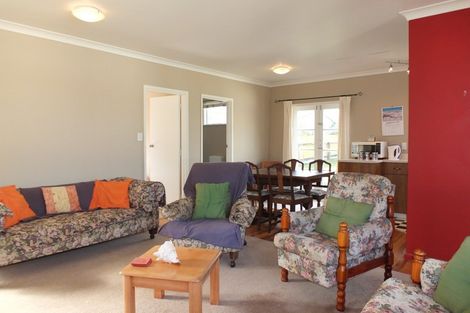 Photo of property in 5 Thomas Place, Foxton Beach, Foxton, 4815