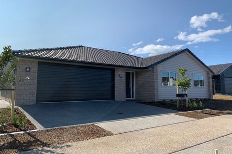 Photo of property in 10 Raynor Crescent, Pyes Pa, Tauranga, 3112