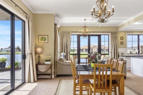 Photo of property in 166 Oriental Parade, Papamoa Beach, Papamoa, 3118