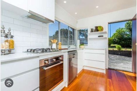 Photo of property in 308 Hurstmere Road, Takapuna, Auckland, 0622
