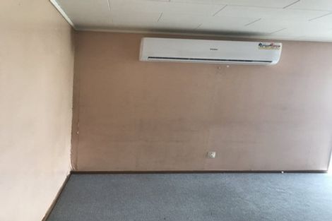 Photo of property in 2/24 Tango Place, Henderson, Auckland, 0610