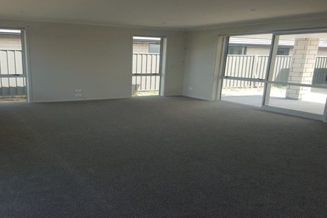 Photo of property in 39 Sentinel Avenue, Omokoroa, 3114