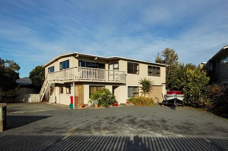 Photo of property in 28 Moa Road, South Bay, Kaikoura, 7300