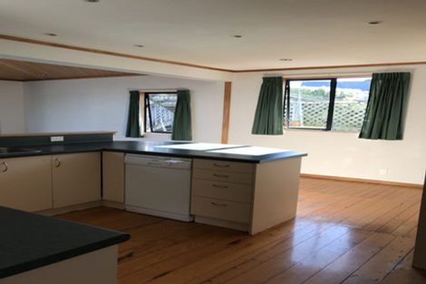 Photo of property in 118 Motuhara Road, Plimmerton, Porirua, 5026