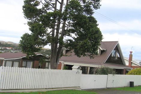 Photo of property in 2/268 Main Road, Tawa, Wellington, 5028