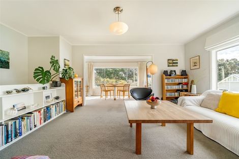 Photo of property in 93 Oroua Street, Eastbourne, Lower Hutt, 5013