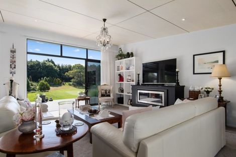 Photo of property in 62 Kayelene Place, Omokoroa, 3114