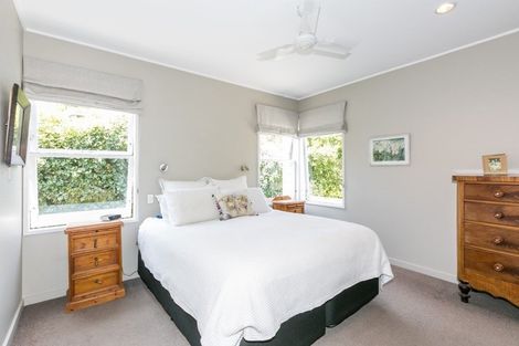 Photo of property in 37 Muritai Crescent, Havelock North, 4130