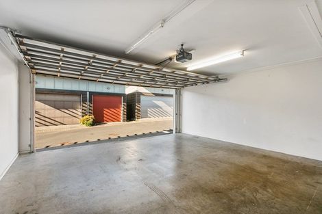 Photo of property in 15 Kirikiri Lane, East Tamaki, Auckland, 2013