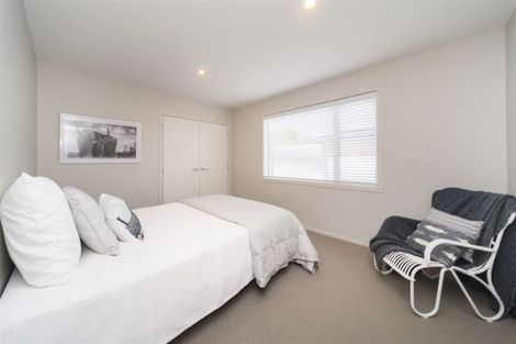 Photo of property in 4 Tennyson Avenue, Kelvin Grove, Palmerston North, 4414