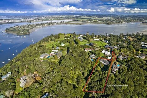 Photo of property in 23 Ngarahana Avenue, Paremoremo, Auckland, 0632