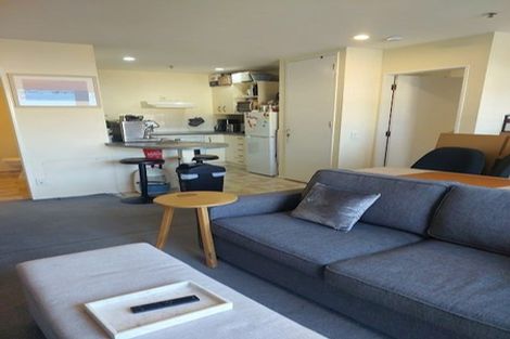 Photo of property in Courtenay Apartments, 501/120 Courtenay Place, Te Aro, Wellington, 6011