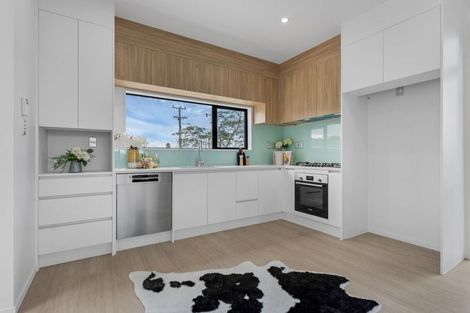 Photo of property in 14a York Road, Papatoetoe, Auckland, 2104