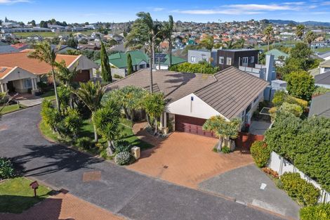 Photo of property in 7 Nypa Way, Somerville, Auckland, 2014