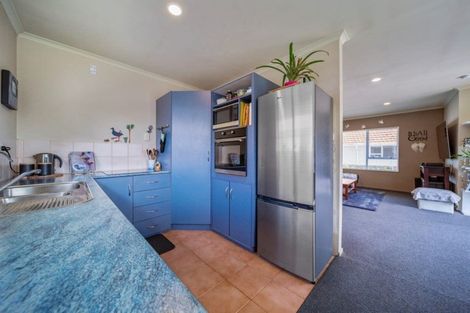 Photo of property in 50 Lismore Street, Merrilands, New Plymouth, 4312