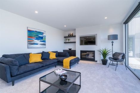 Photo of property in 16 Glengyle Street, Vauxhall, Dunedin, 9013