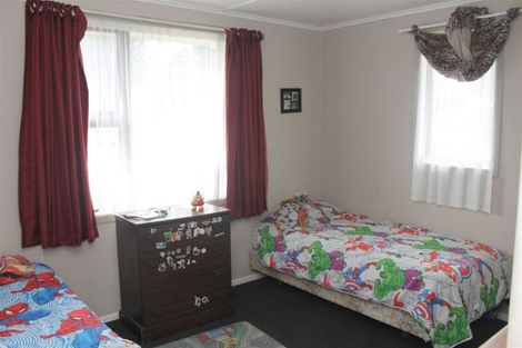 Photo of property in 2 Saint Andrews Drive, Tokoroa, 3420