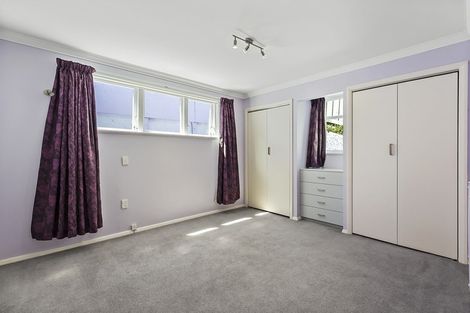 Photo of property in 29 Kellsmere Crescent, Island Bay, Wellington, 6023
