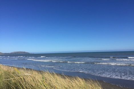 Photo of property in 77 The Parade, Paekakariki, 5034