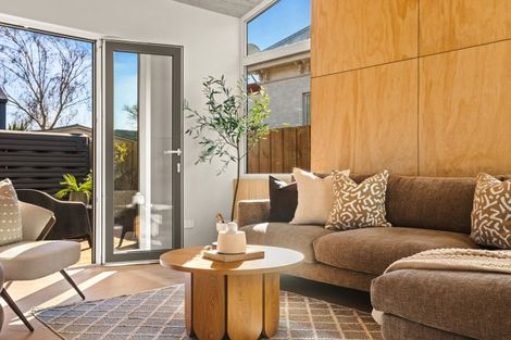 Photo of property in 135b Somerfield Street, Somerfield, Christchurch, 8024