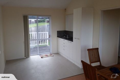 Photo of property in 127 Hobsonville Road, West Harbour, Auckland, 0618