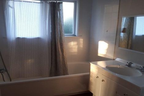 Photo of property in 1/5 Newbridge Place, Ilam, Christchurch, 8041