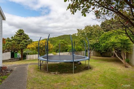 Photo of property in 21 Hiwi Crescent, Titahi Bay, Porirua, 5022