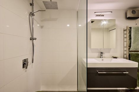 Photo of property in Dominion Apartments, 1/80 Victoria Street, Wellington Central, Wellington, 6011