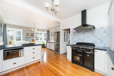 Photo of property in 100 West Street, Feilding, 4702