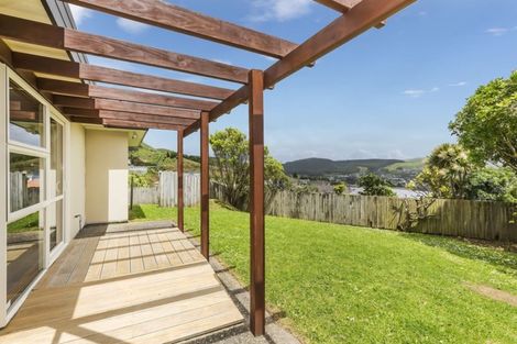 Photo of property in 16 Kilkelly Close, Tawa, Wellington, 5028