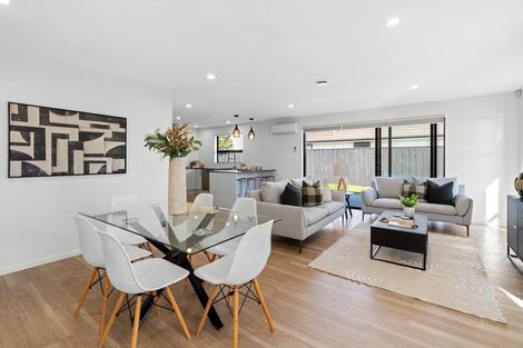 Photo of property in 74a Shillingford Boulevard, Rolleston, 7615
