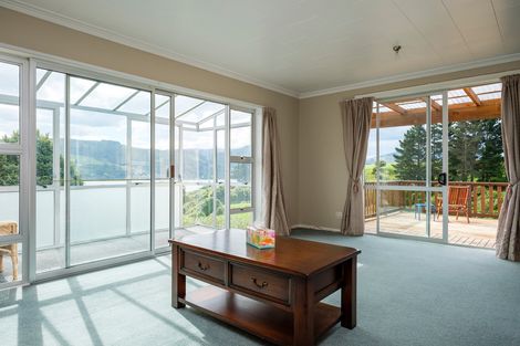 Photo of property in 33 Gorman Street, Macandrew Bay, Dunedin, 9014