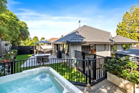 Photo of property in 39a Grand Vue Road, Kawaha Point, Rotorua, 3010