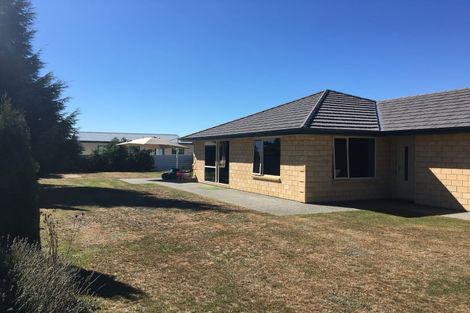 Photo of property in 14 Irishman Drive, Twizel, 7901