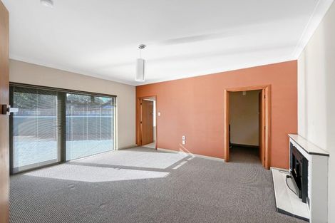 Photo of property in 95 Florence Avenue, Palmerston North, 4414