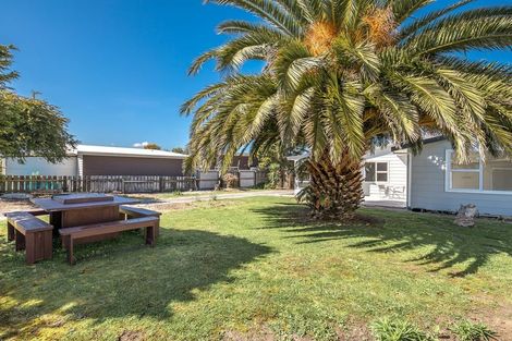 Photo of property in 2 Shelswell Street, Westport, 7825