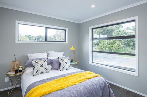 Photo of property in 37a Tiromoana Road, Raumati South, Paraparaumu, 5032