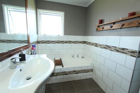 Photo of property in 7 Wairoa Place, Tokoroa, 3420