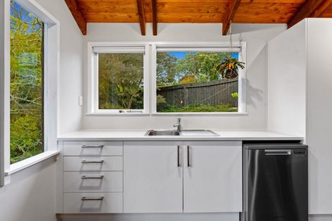 Photo of property in 204 Verbena Road, Birkdale, Auckland, 0626